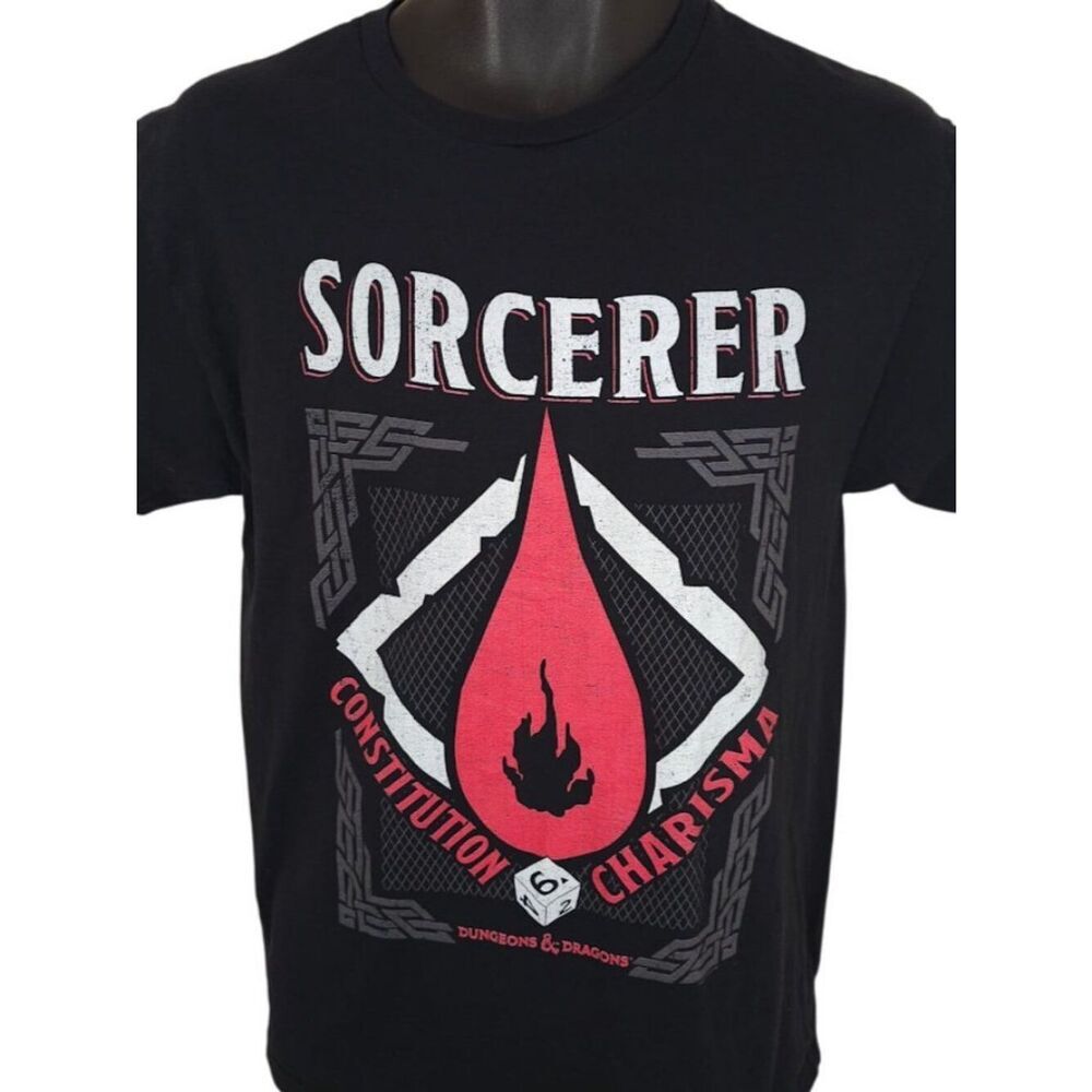 Dungeons & Dragons T Shirt Mens Size Medium Black Sorcerer Constitution Charisma